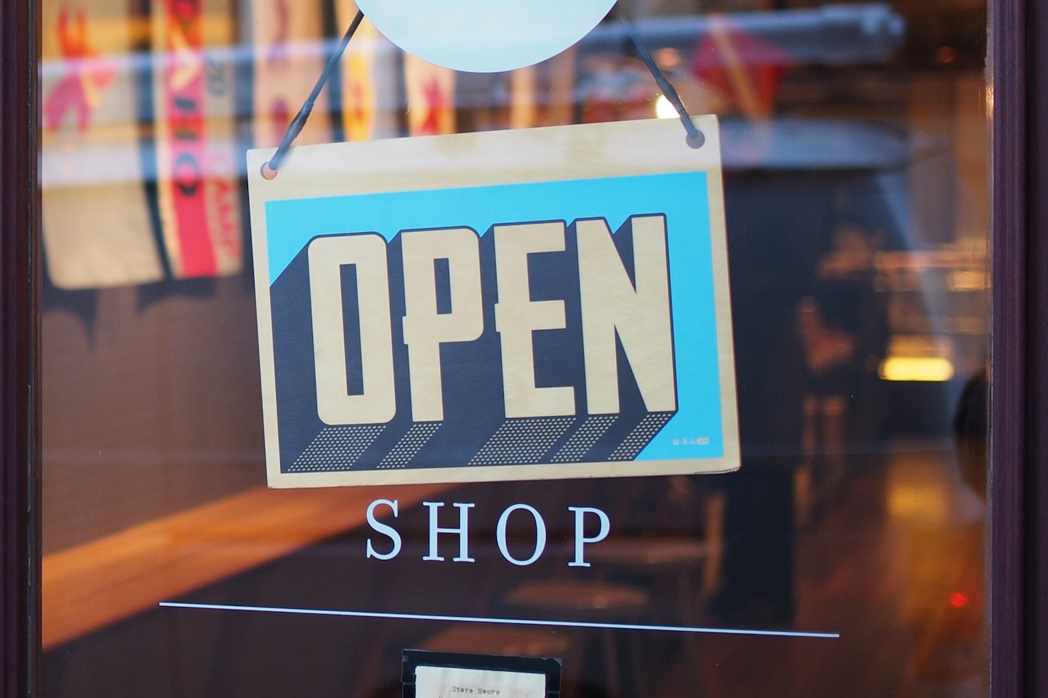 Exploring Multilingual E-commerce for a Global Audience